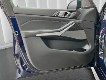 BMW X5 40i xD M Harman HUD