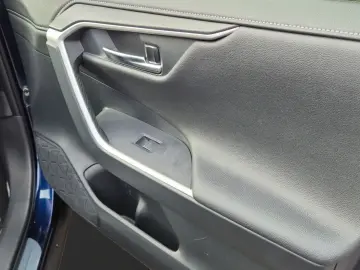 TOYOTA RAV 4 RAV4 Hybrid 4x2 Team Deutschland