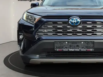 TOYOTA RAV 4 RAV4 Hybrid 4x2 Team Deutschland