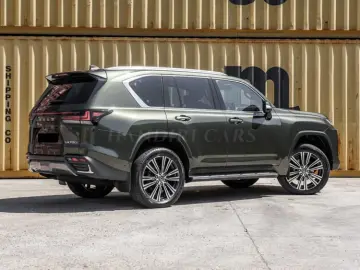 Lexus LX 700h Luxury