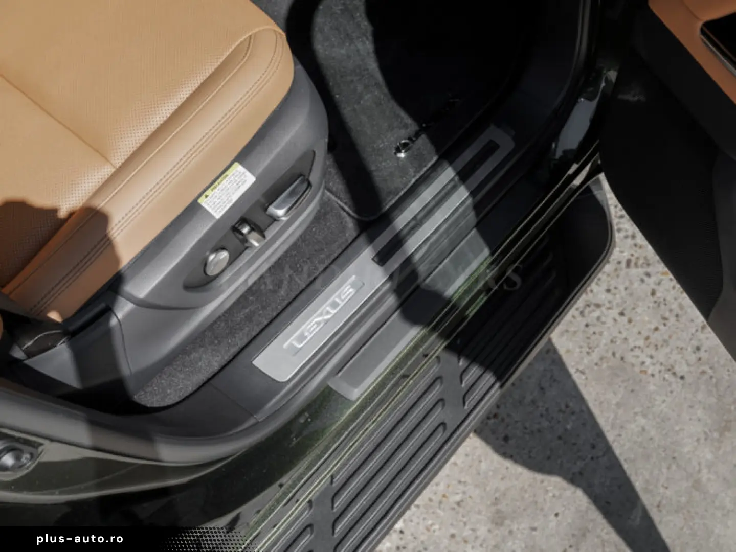 Lexus LX 700h Luxury