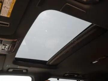 Lexus LX 700h Luxury