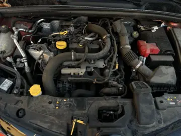 RENAULT CLIO 1.0 TCe 90CP Zen X-Tronic