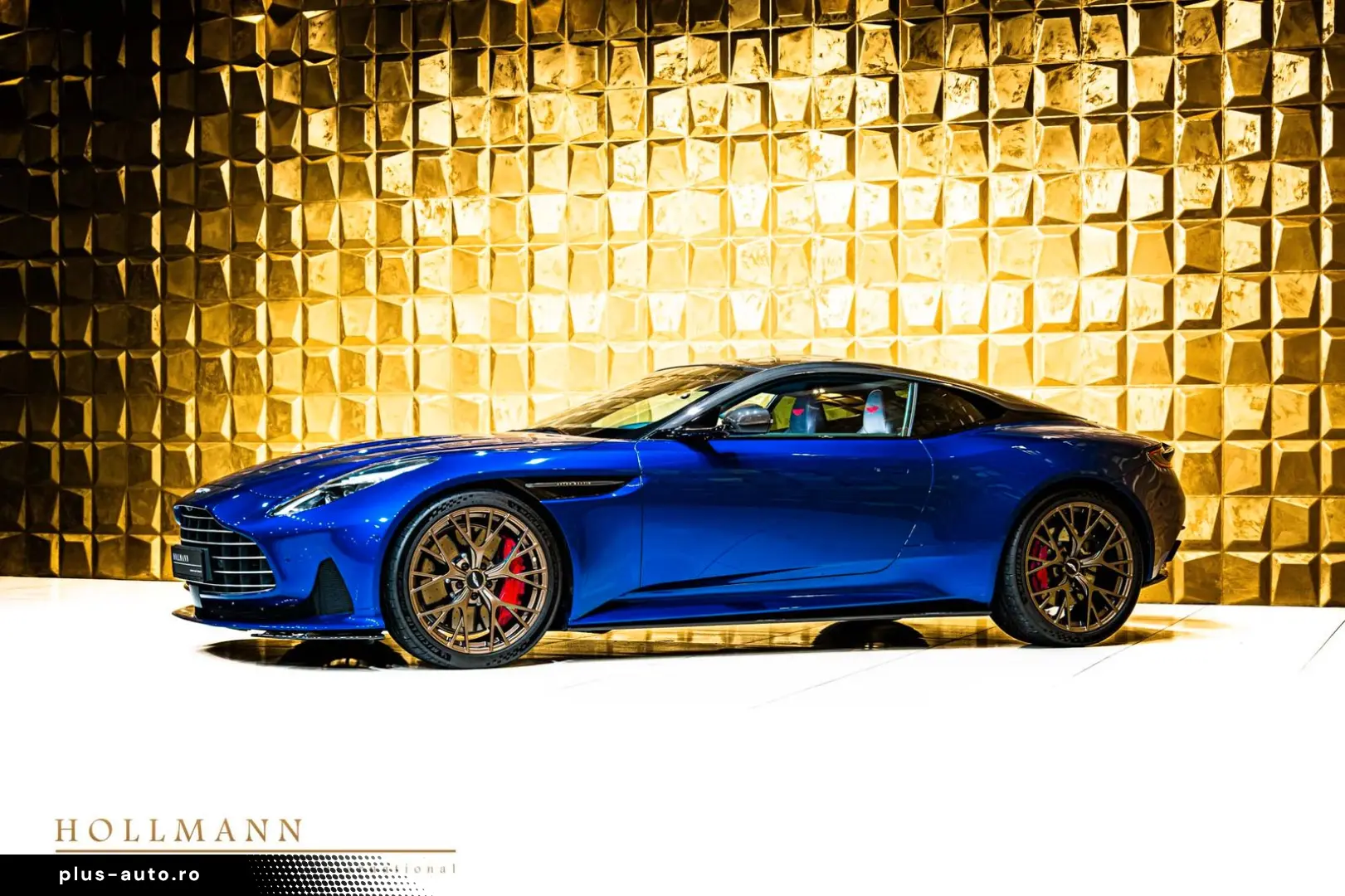 ASTON MARTIN DB12 COUPE   CARBON   BOWERS WILKINS