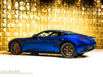 ASTON MARTIN DB12 COUPE   CARBON   BOWERS WILKINS