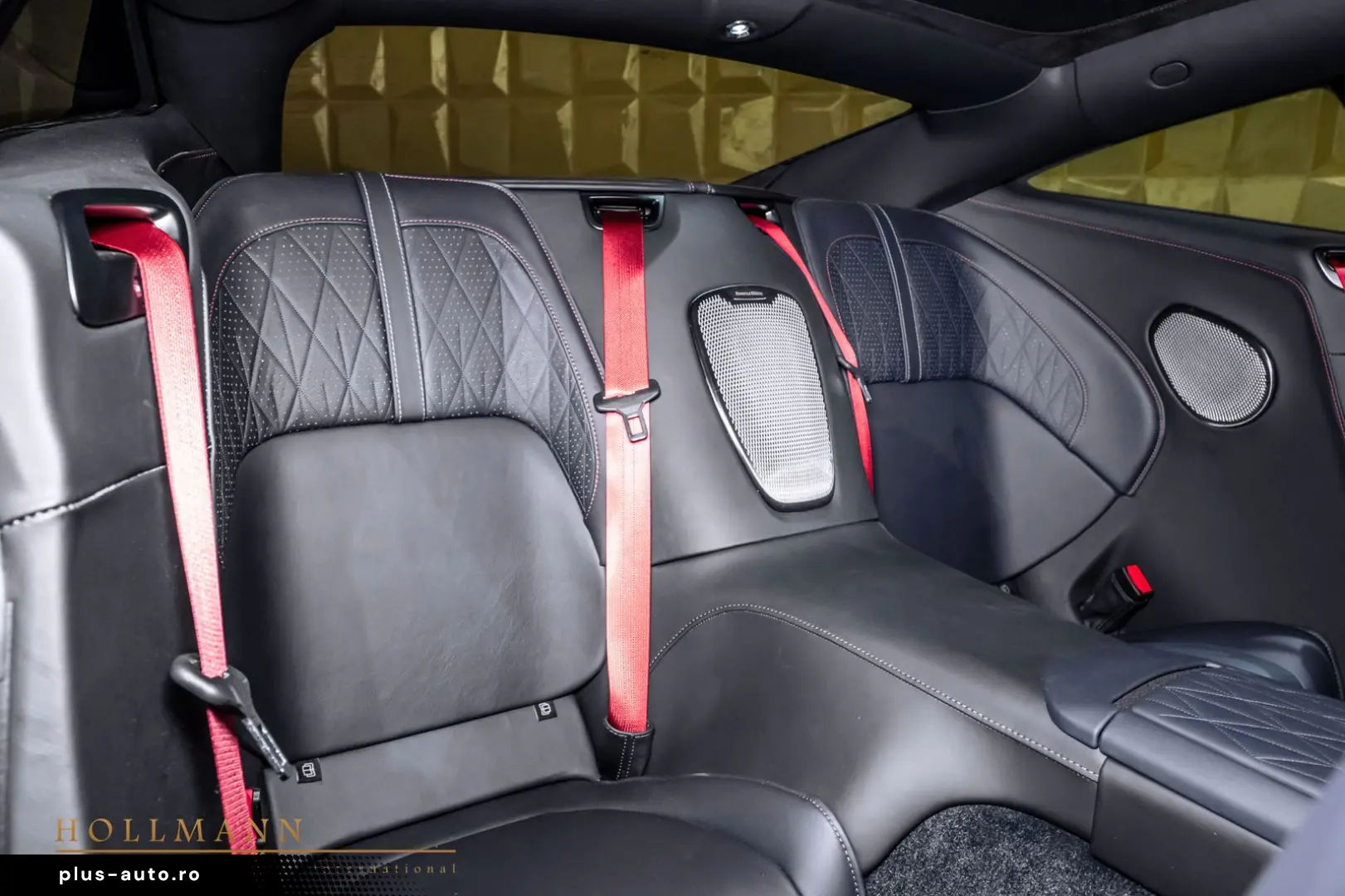 ASTON MARTIN DB12 COUPE   CARBON   BOWERS WILKINS