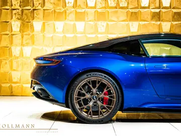 ASTON MARTIN DB12 COUPE   CARBON   BOWERS WILKINS