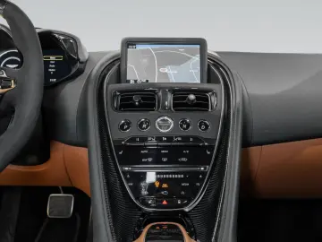 ASTON MARTIN DBS770 Ultimate   Q Tinted Carbon   Full PPF