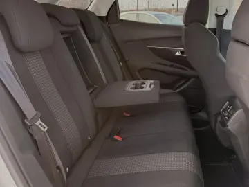 Peugeot 3008 1.6 PureTech Turbo S&S EAT8 Allure