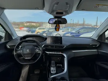 Peugeot 3008 1.6 PureTech Turbo S&S EAT8 Allure