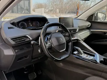 Peugeot 3008 1.6 PureTech Turbo S&S EAT8 Allure