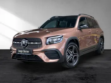 MERCEDES-BENZ GLB 250 AMG L. Night Pano Kamera MBUX HighEnd