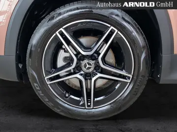 MERCEDES-BENZ GLB 250 AMG L. Night Pano Kamera MBUX HighEnd