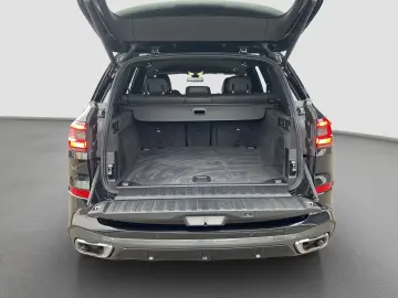BMW X5 xDrive 30d (M-Sport Navi LED AHK )