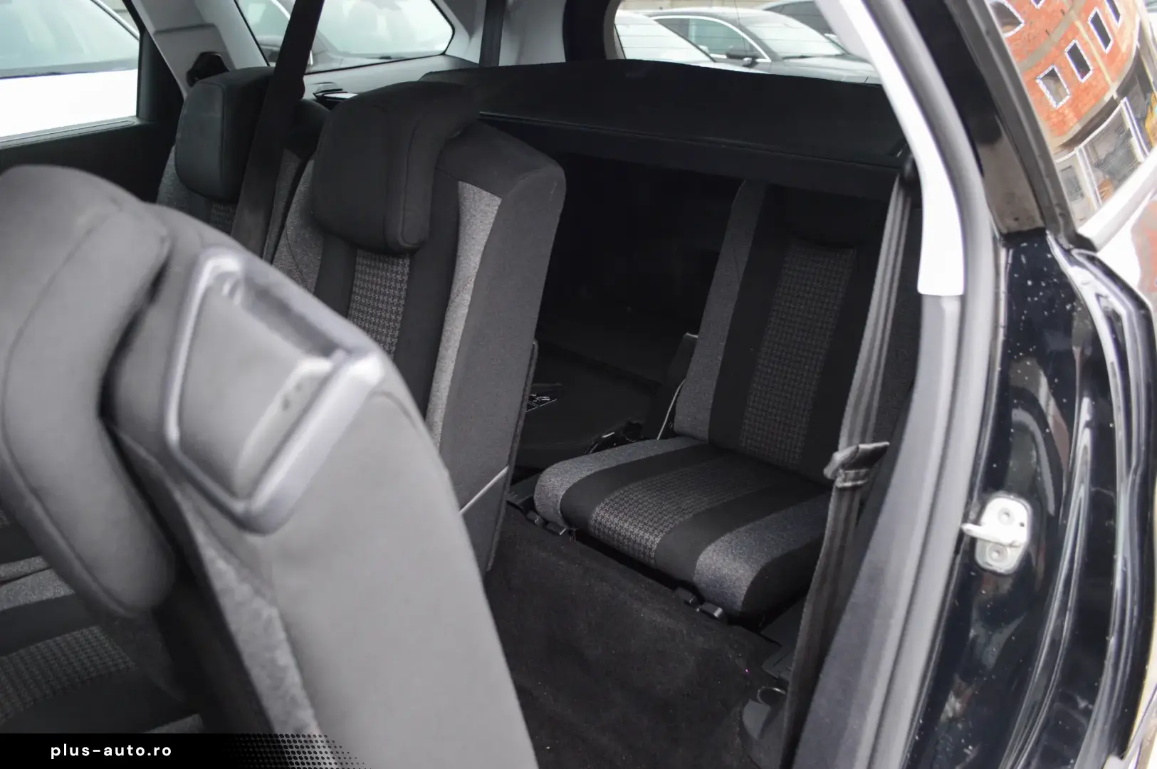 Peugeot 5008 BlueHDI 130 EAT8 Active Pack