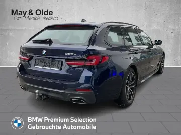 BMW 530 e xDrive Touring M Sportpaket HUD AHK Pano N