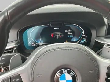 BMW 530 e xDrive Touring M Sportpaket HUD AHK Pano N