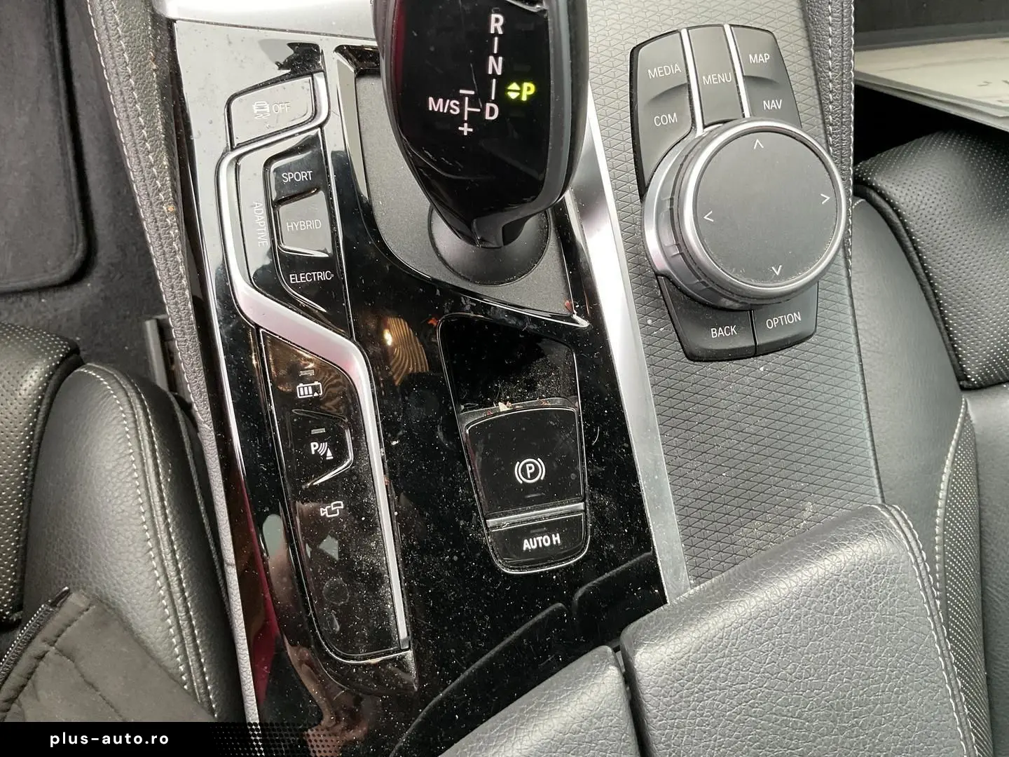 BMW 530 e xDrive Touring M Sportpaket HUD AHK Pano N