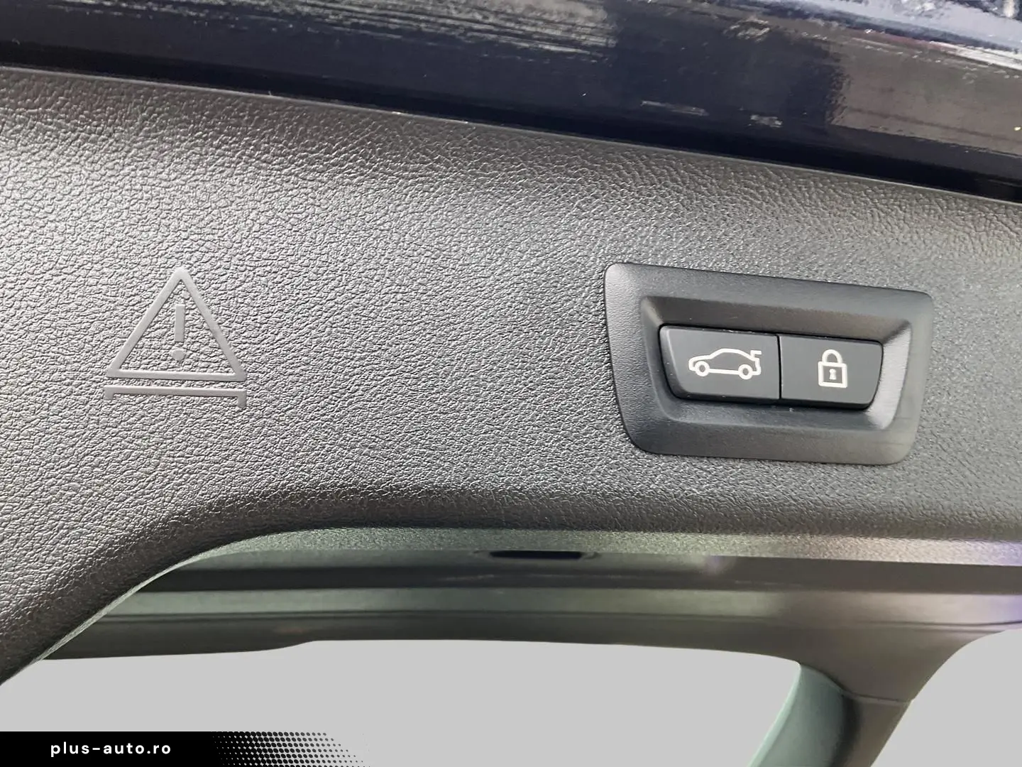 BMW 530 e xDrive Touring M Sportpaket HUD AHK Pano N