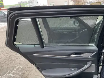 BMW 530 e xDrive Touring M Sportpaket HUD AHK Pano N