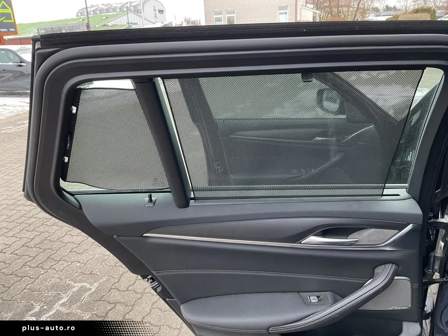 BMW 530 e xDrive Touring M Sportpaket HUD AHK Pano N