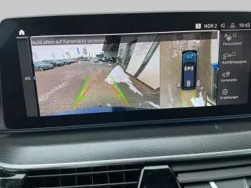 BMW 530 e xDrive Touring M Sportpaket HUD AHK Pano N