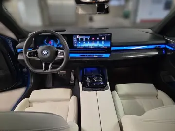 BMW 550e xDrive Sonderlack PanoDach M-SportPro M-Sha