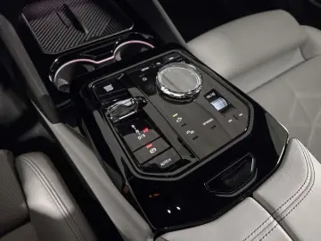 BMW 540 d xDrive M Sport Pro   B&W   DA Pro   21