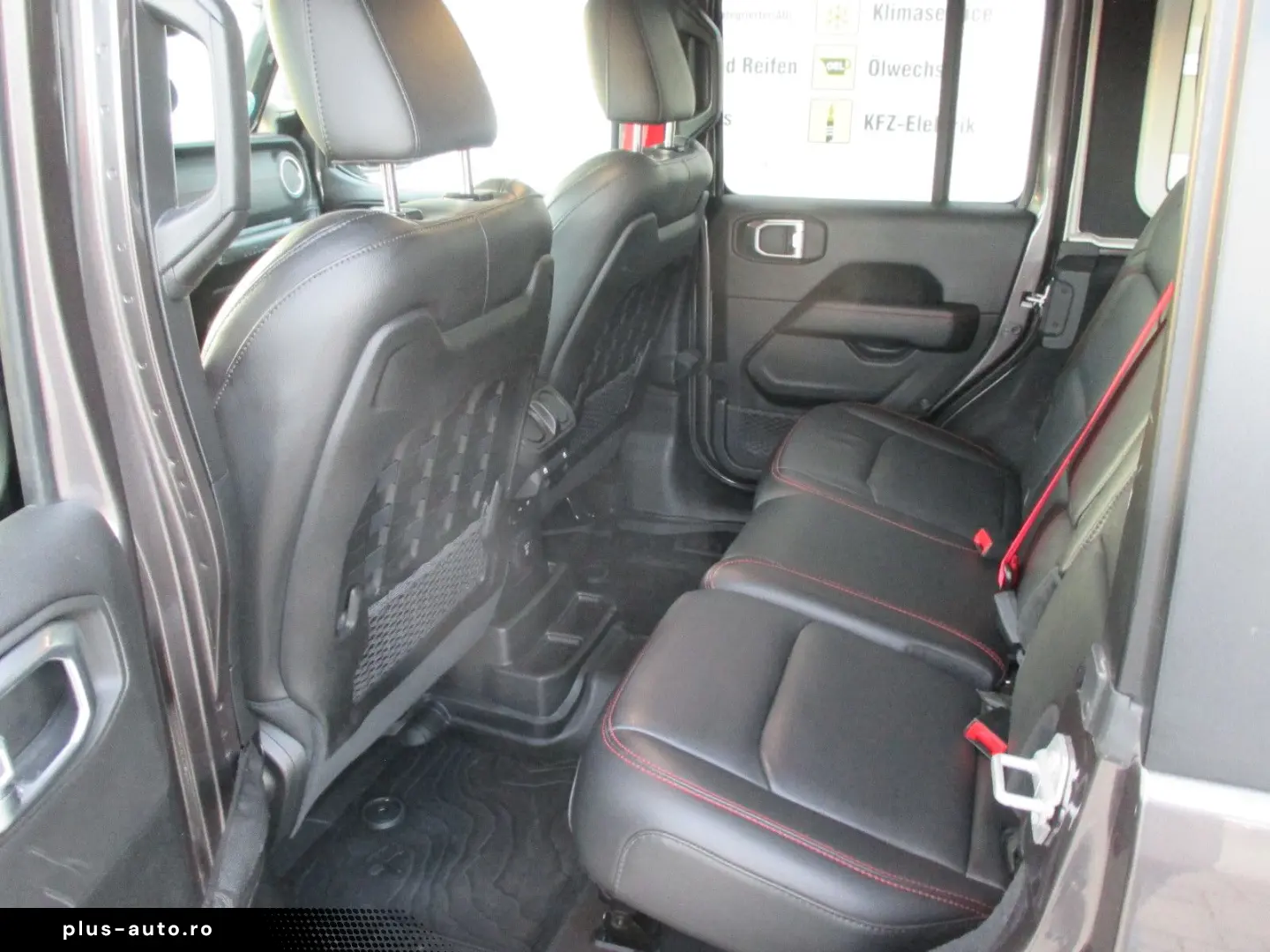 JEEP Wrangler Unlimited Rubicon Recon