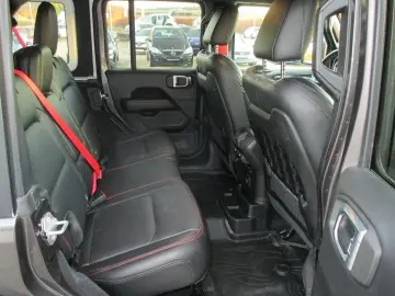 JEEP Wrangler Unlimited Rubicon Recon