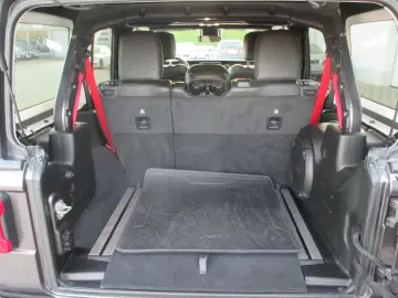 JEEP Wrangler Unlimited Rubicon Recon