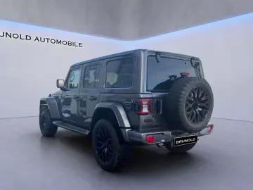 JEEP Wrangler Unlimited 80th Anniversary   BRUTE
