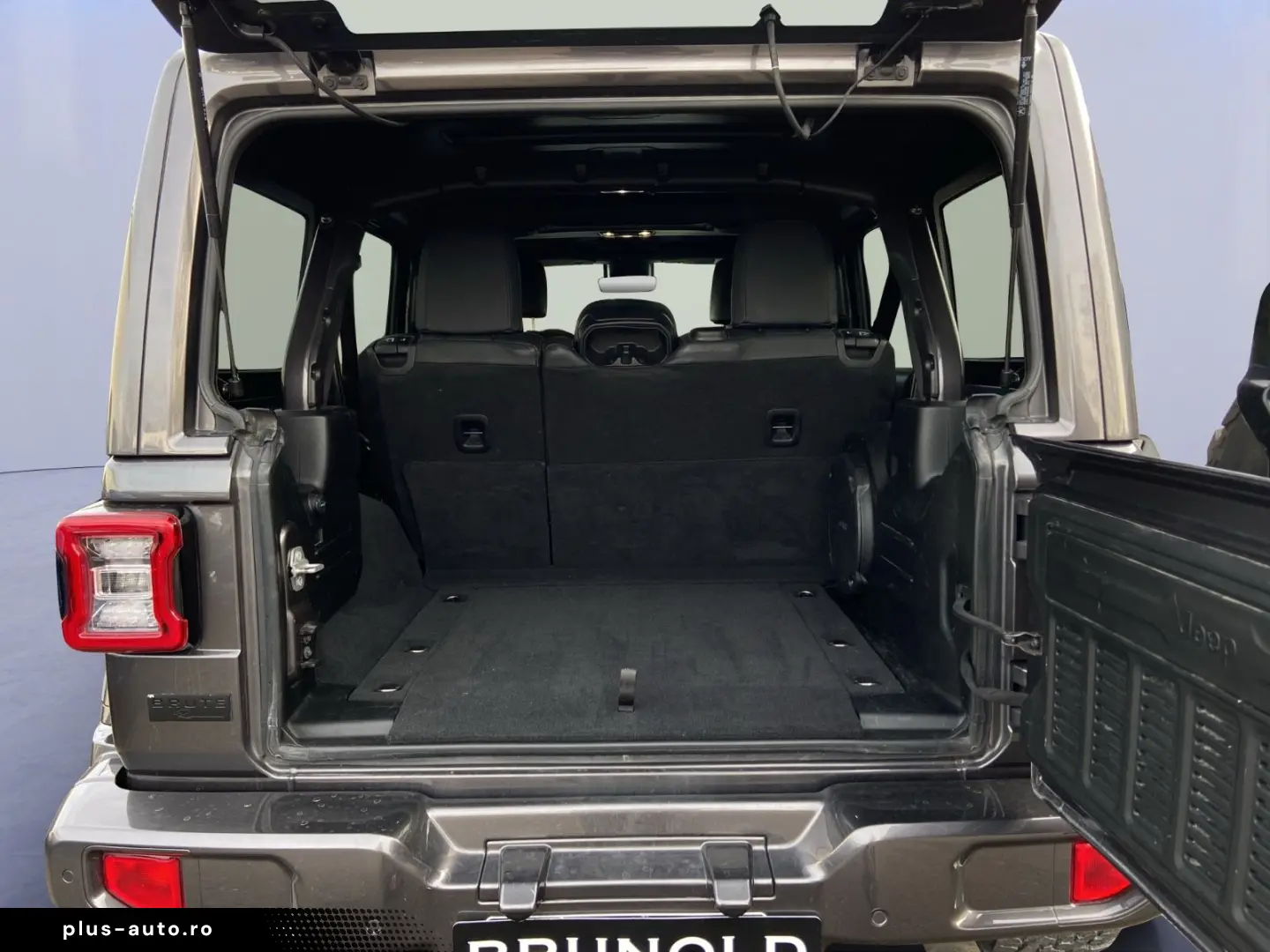 JEEP Wrangler Unlimited 80th Anniversary   BRUTE