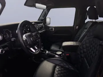 JEEP Wrangler Unlimited 80th Anniversary   BRUTE