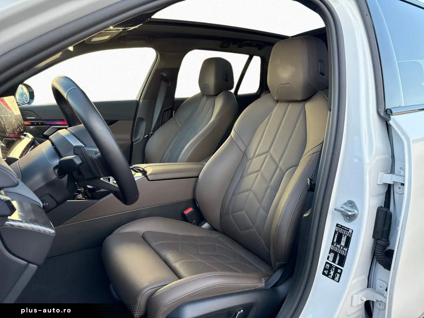 BMW 520d xDrive Touring M Sport AHK Pano ACC LED H K