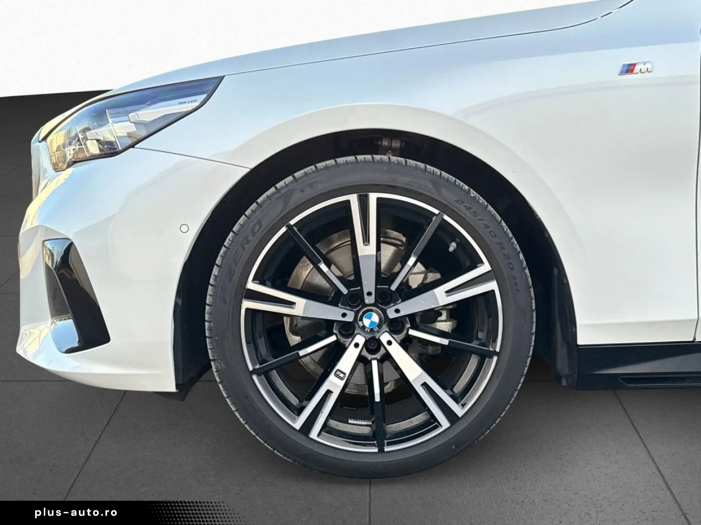 BMW 520d xDrive Touring M Sport AHK Pano ACC LED H K