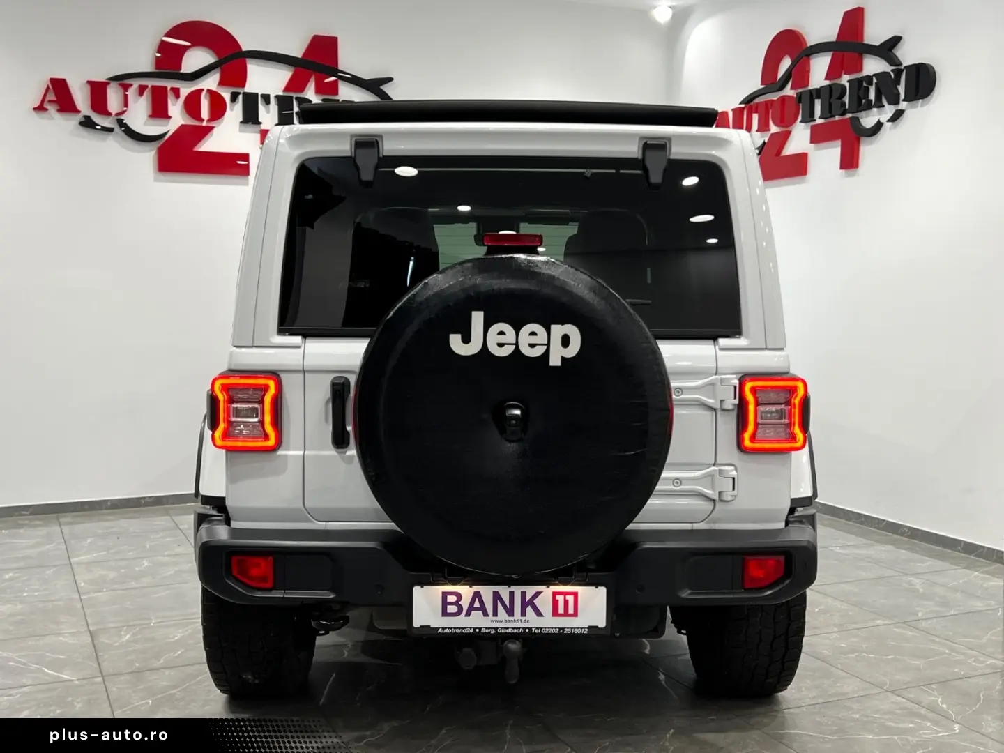 JEEP Wrangler Unlimited Sahara Softtop Sky One-Touch