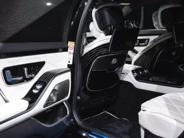 Mercedes-Maybach S680 4Matic BRABUS