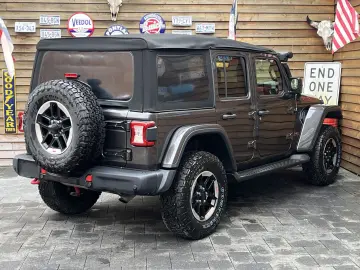 JEEP Wrangler 2.0L UNLIMITED RUBICON 4X4 Alpine SHZ