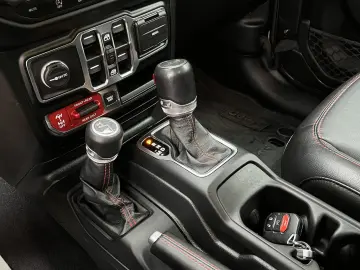 JEEP Wrangler 2.0L UNLIMITED RUBICON 4X4 Alpine SHZ