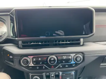 JEEP Wrangler Rubicon 2.0l T-GDI 272PS