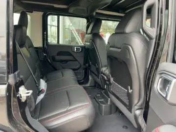 JEEP Wrangler Rubicon 2.0l T-GDI 272PS