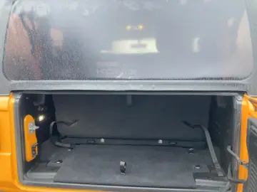 JEEP Wrangler Sport 2.0l T-GDI Allrad Soft Top 199kW