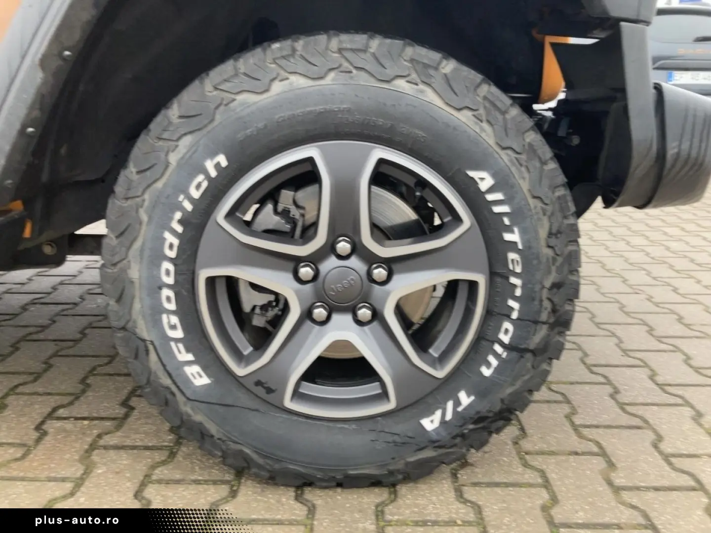 JEEP Wrangler Sport 2.0l T-GDI Allrad Soft Top 199kW