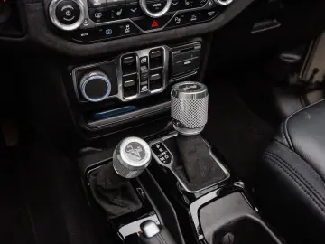 JEEP Wrangler BRUTE Richmond 4xe 380   SkyOne   BTW