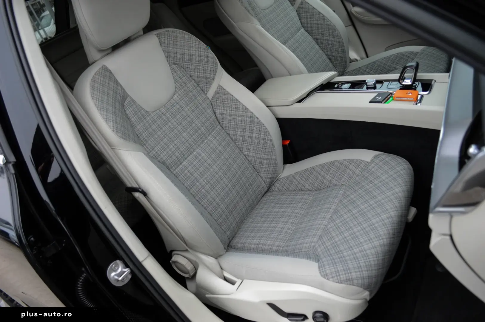 Volvo XC 60 B4 D Ultimate Dark