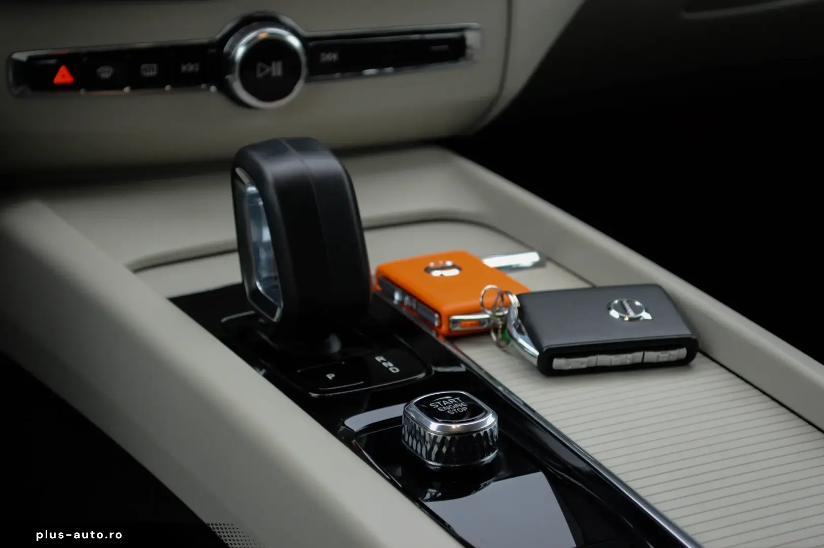 Volvo XC 60 B4 D Ultimate Dark