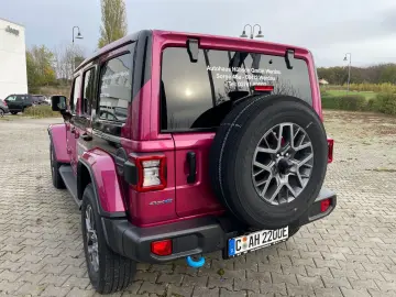 JEEP Wrangler 4xe Unlimited Sahara Plug-In Hybrid - R