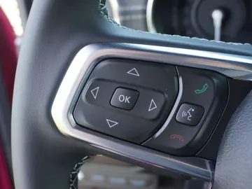 JEEP Wrangler 4xe Unlimited Sahara Plug-In Hybrid - R