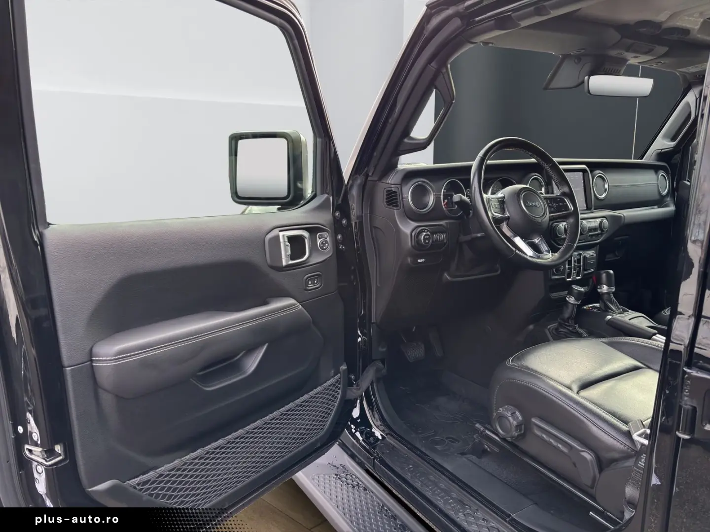 JEEP Gladiator 3.0 Overland 4WD [LED  RFK  SHZ  18 ]